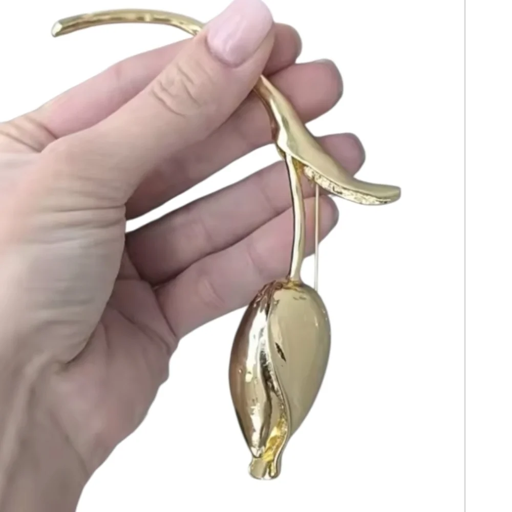 New! ZARA Gold Textured Calla Lily Flower Brooch | Large Floral | NWOT #br6